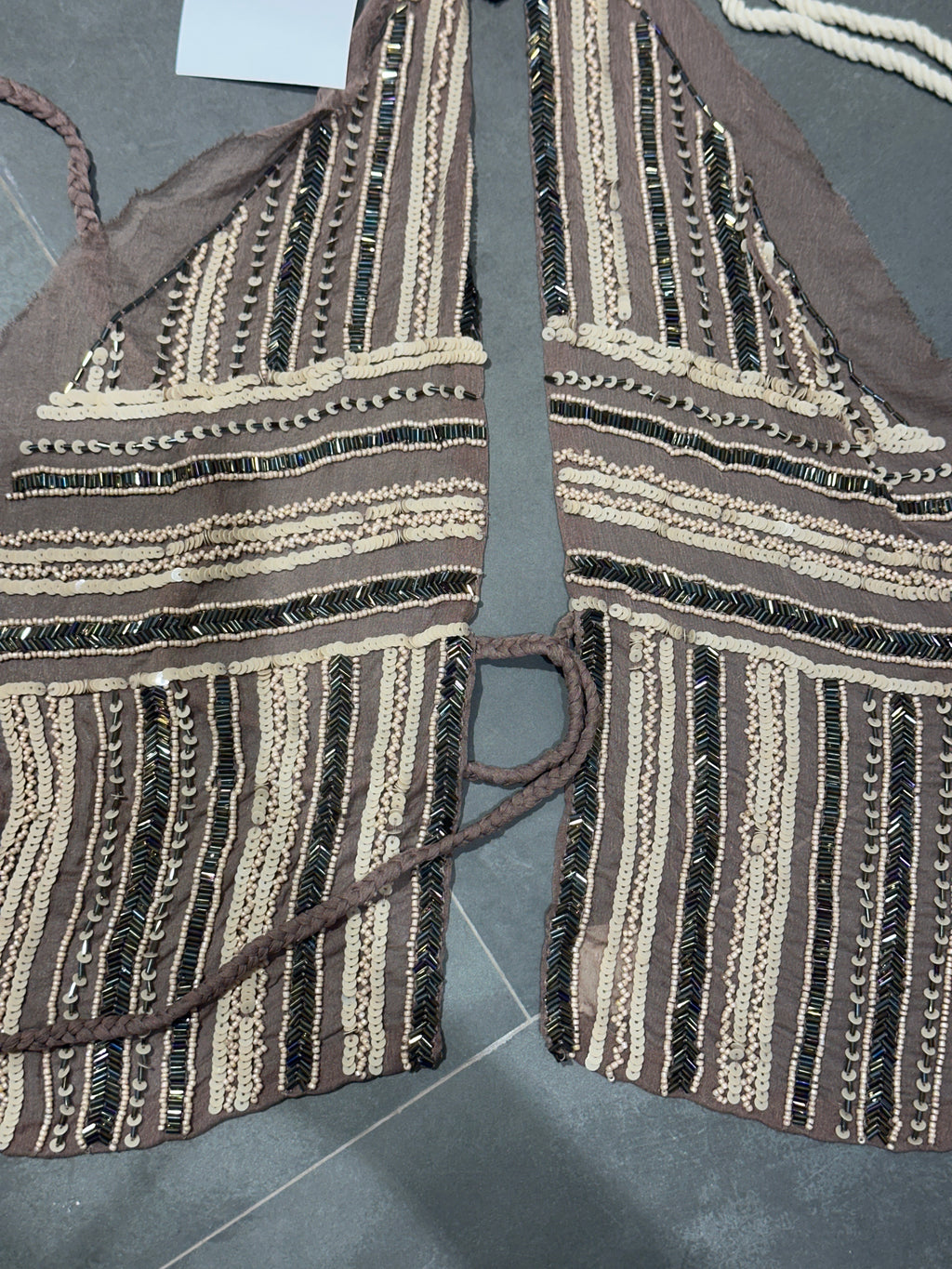 Banu Vest